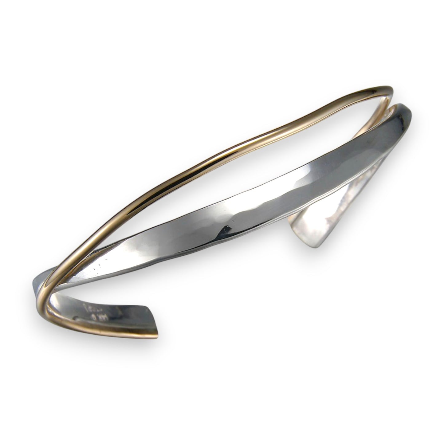 8732 - Entwined Cuff