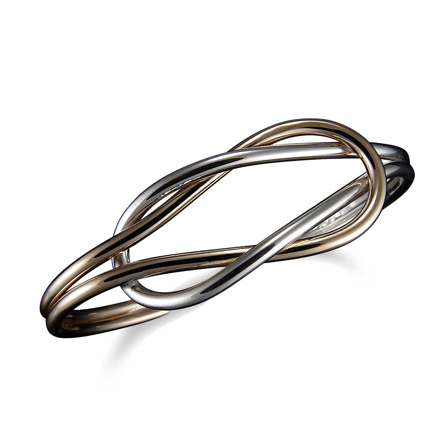 C37 - Square Knot Cuff