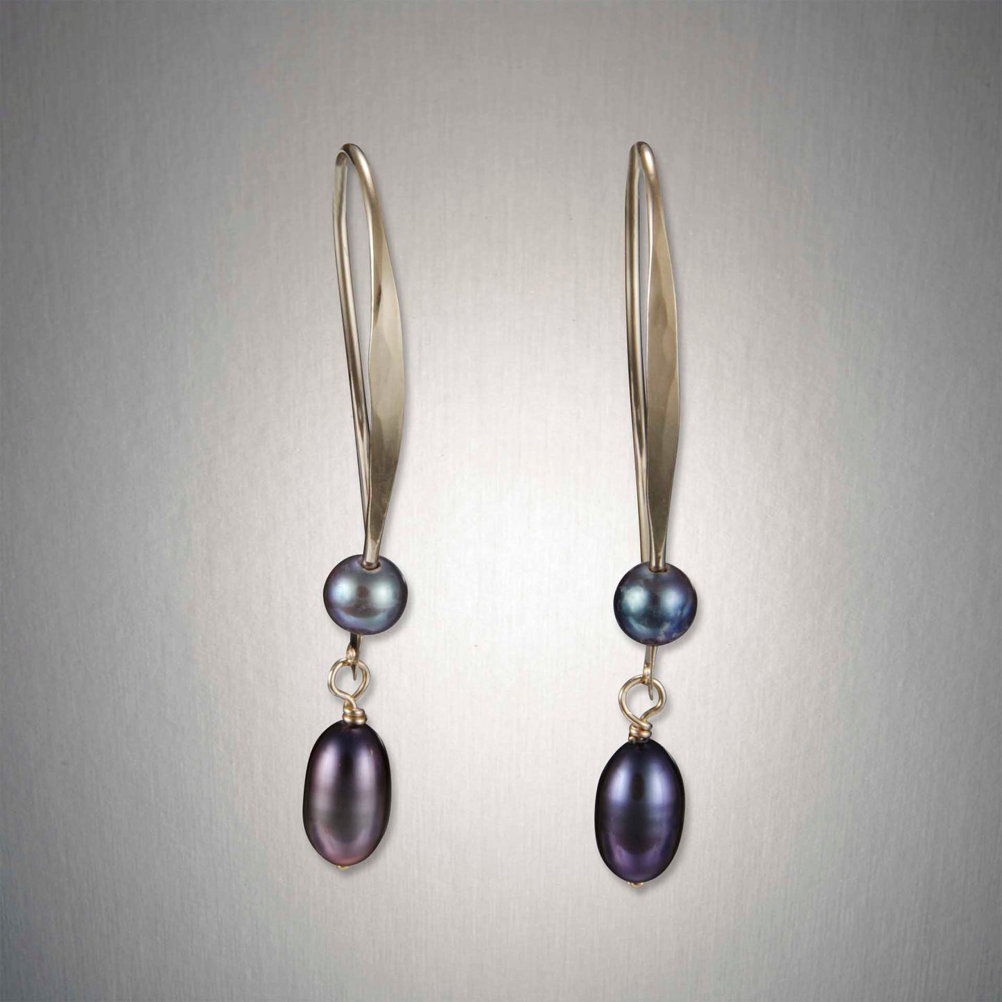 E181 - Pearls on Pearls Threader