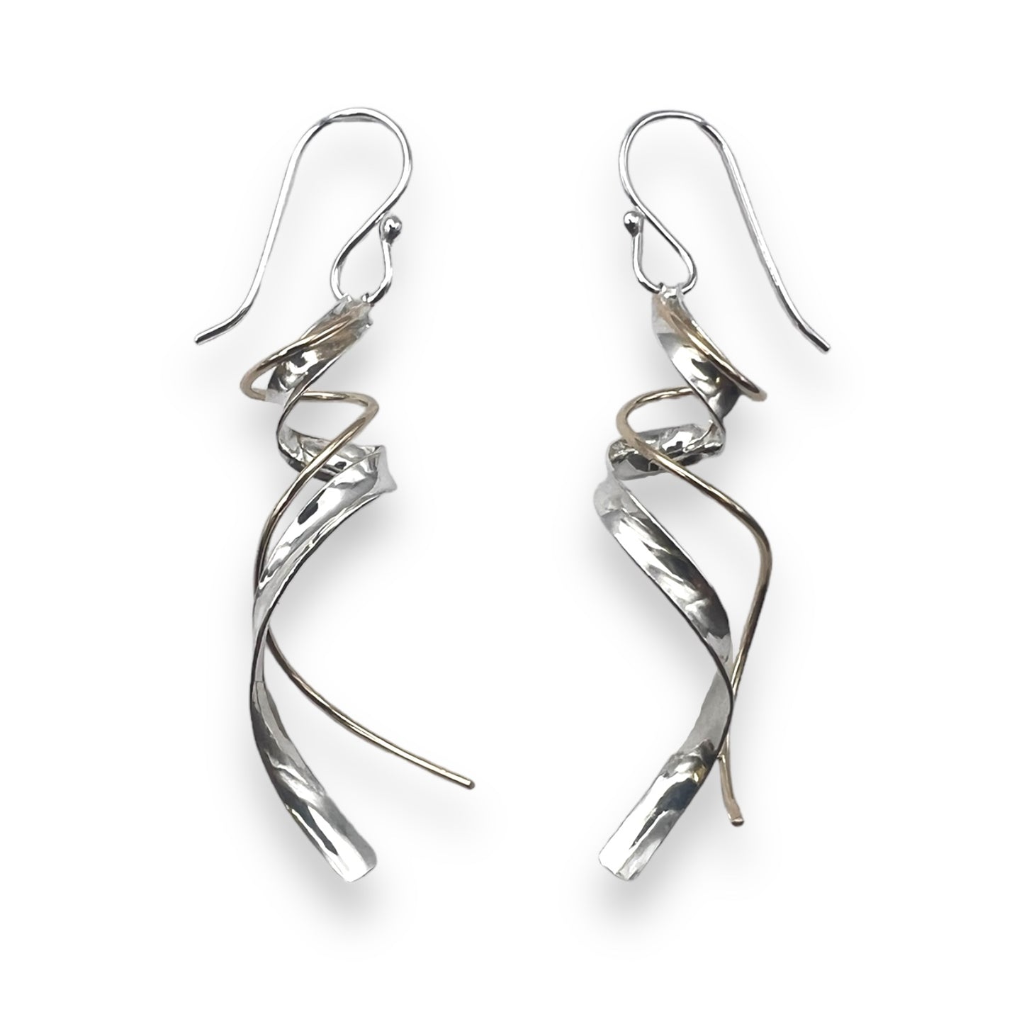 E601 - Champagne Surprise Dangles
