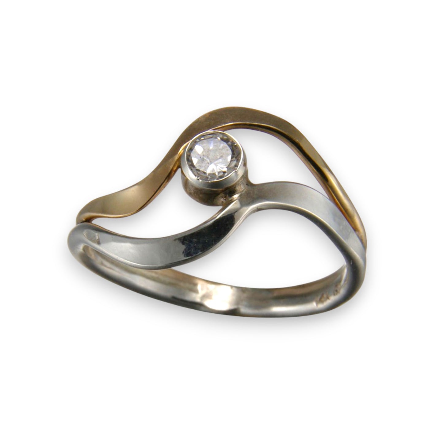 R88 - Romancing the Stone Ring