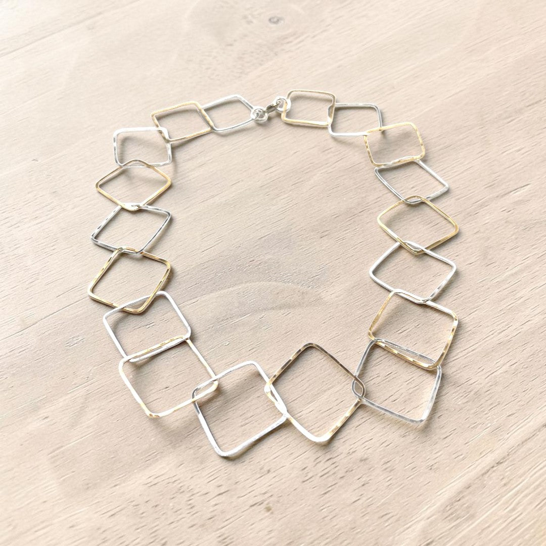 3359 - Squared Necklace