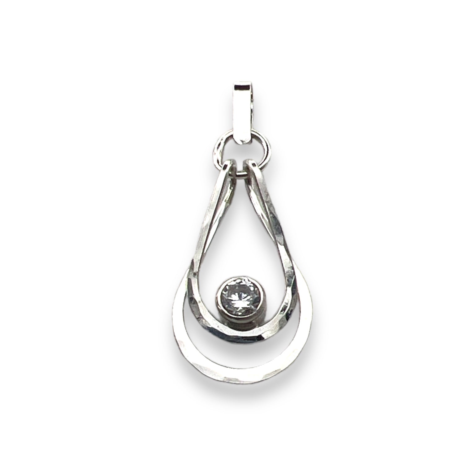 4199 - Catapult Pendant - Peter James