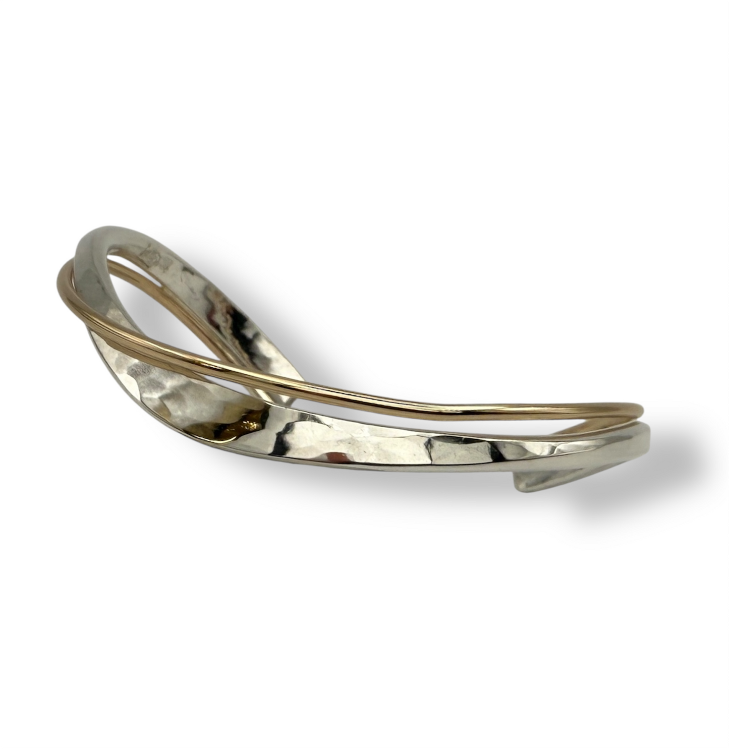 8732 - Entwined Cuff