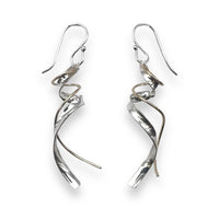 E601 - Champagne Surprise Dangles