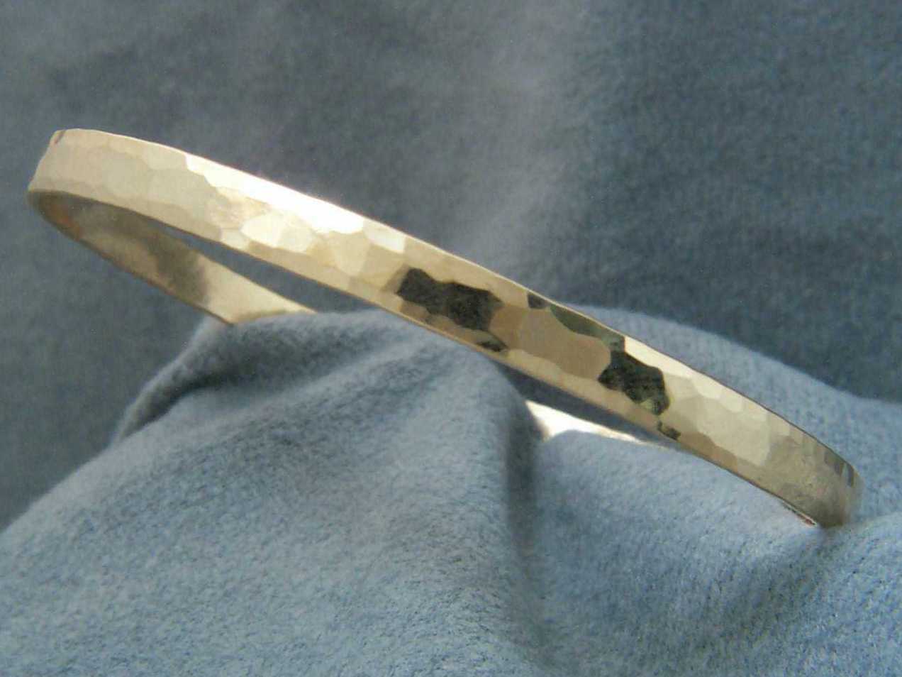 9328 - Belt Bangle