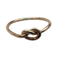 1640 - Single Knot Ring